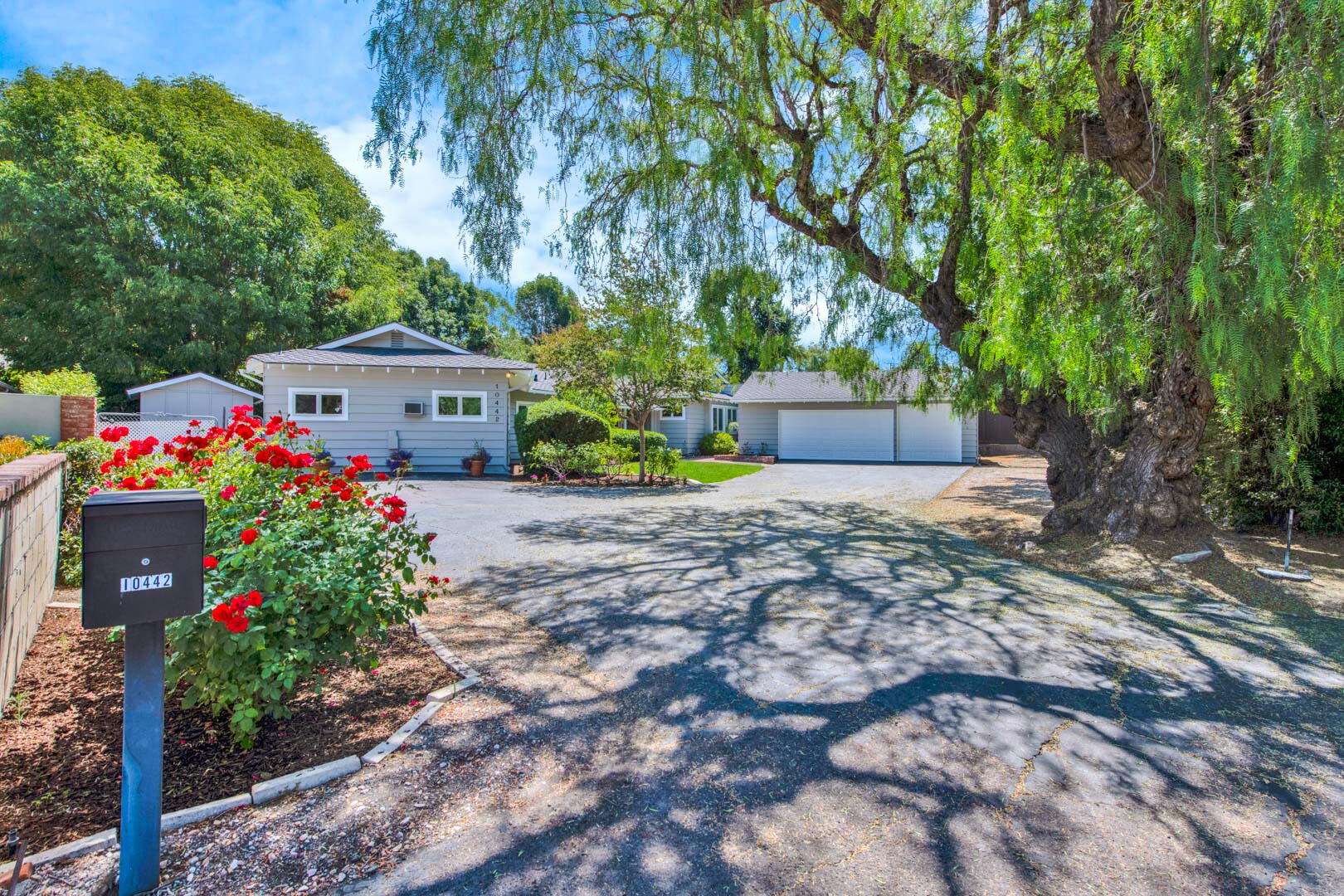 Exclusive Properties | Katnik Brothers Real Estate
