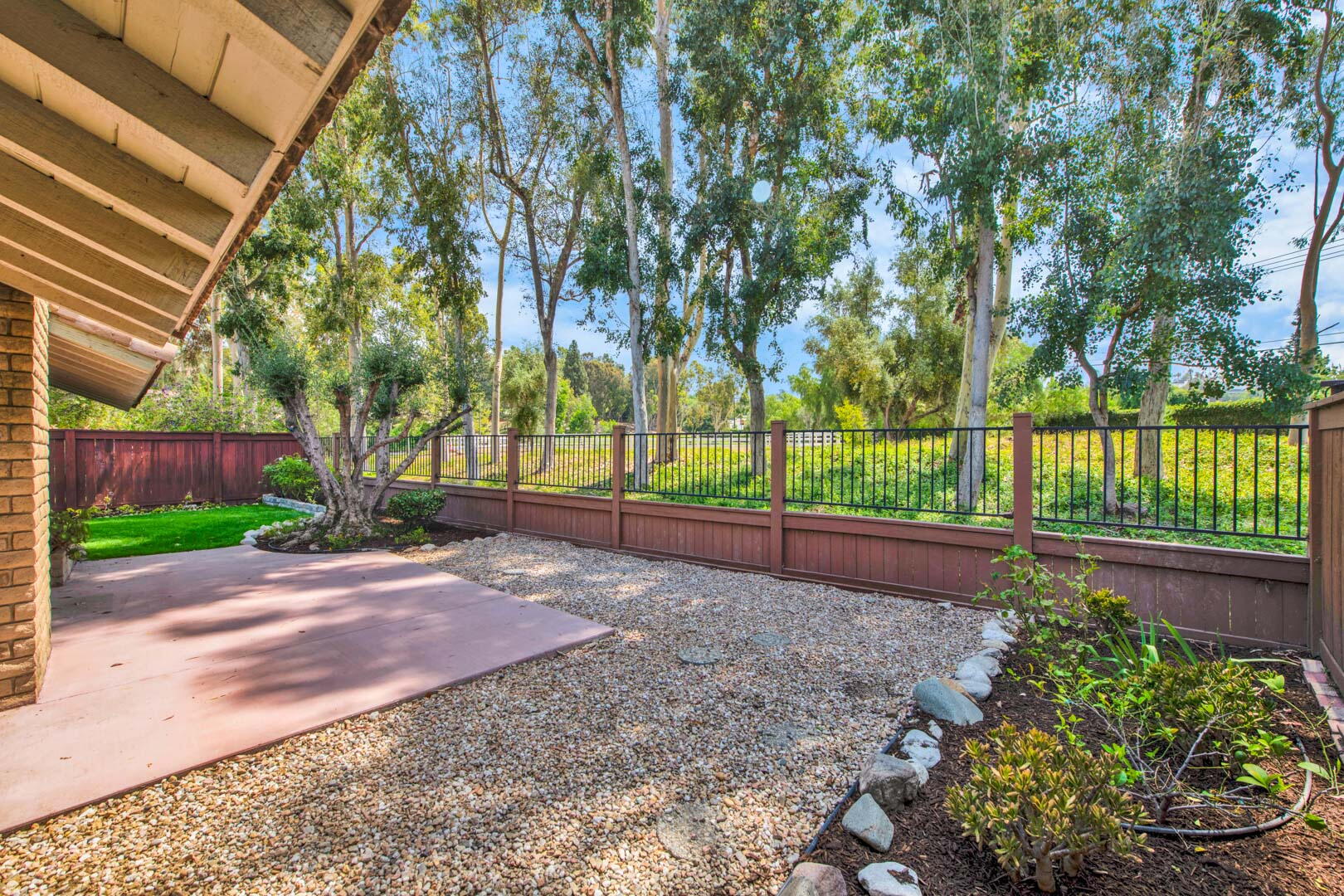 Exclusive Properties | Katnik Brothers Real Estate
