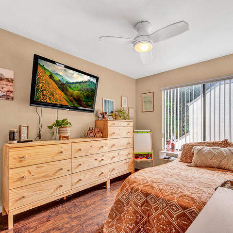 177 N Singingwood Street #22 Listing Image Thumbnail #9