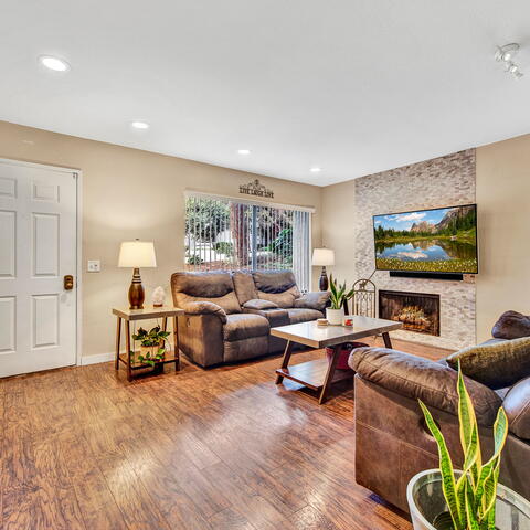 177 N Singingwood Street #22 Listing Image Thumbnail #5