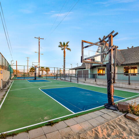 419 VIA MONTEGO Listing Image Thumbnail #28