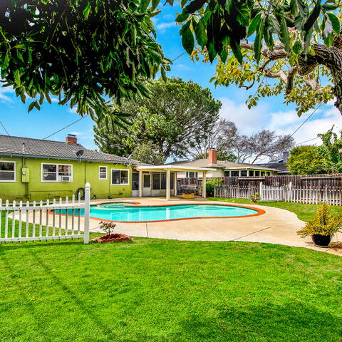 1471 Kenneth Drive Listing Image Thumbnail #1