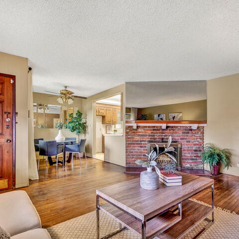 1471 Kenneth Drive Listing Image Thumbnail #5