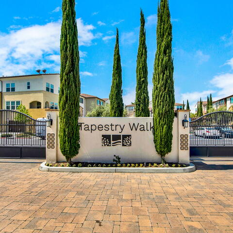 2479 S Tapestry Way Listing Image Thumbnail #3