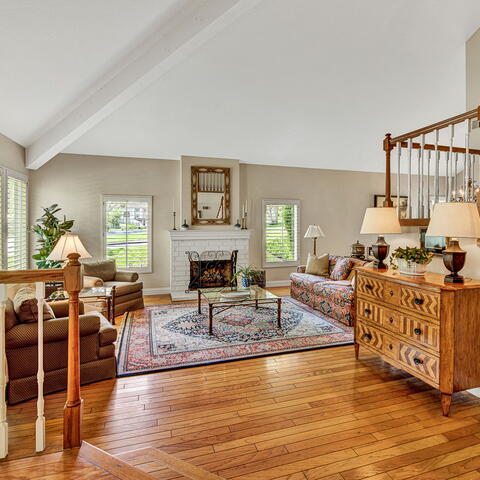 9741 Norfolk Drive Listing Image Thumbnail #6