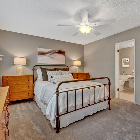 2329 E Hoover Avenue Listing Image Thumbnail #10