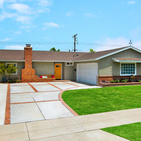2329 E Hoover Avenue Listing Image Thumbnail #1