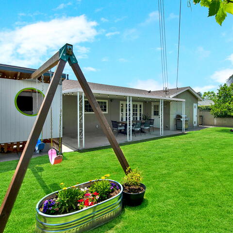 2329 E Hoover Avenue Listing Image Thumbnail #4