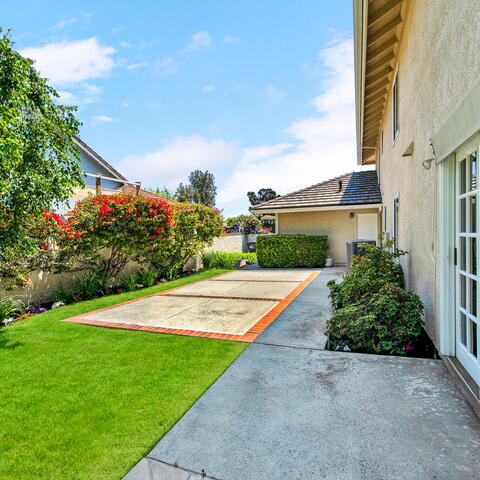 9741 Norfolk Drive Listing Image Thumbnail #27