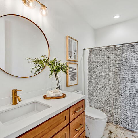 1260 W Chase Drive Listing Image Thumbnail #13