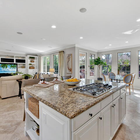 2482 Angelina Place Listing Image Thumbnail #4