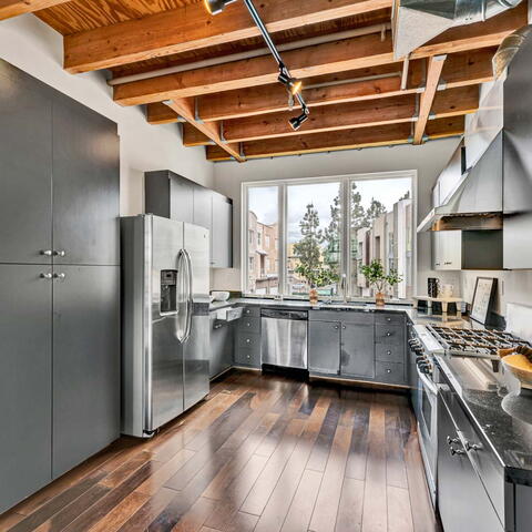199 E City Place Drive Listing Image Thumbnail #10
