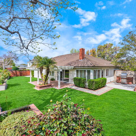 5930 E San Juan Drive Listing Image Thumbnail #2
