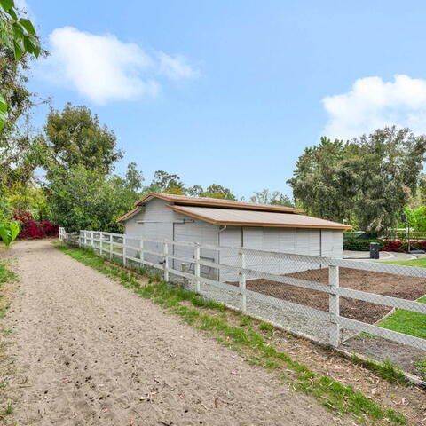 752 N Creekview Drive Listing Image Thumbnail #40