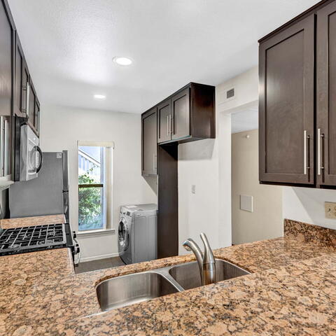 326 Tangelo #323 Listing Image Thumbnail #8