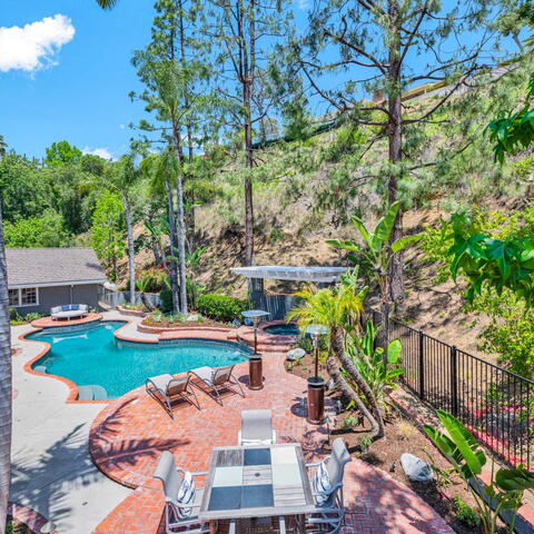 1821 Overview Circle Listing Image Thumbnail #35
