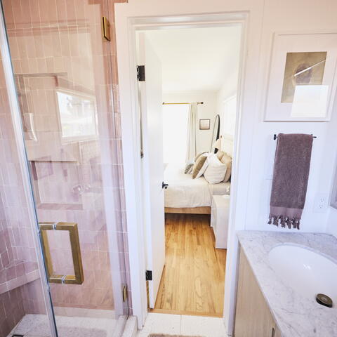 2246 E Belmont Place Listing Image Thumbnail #16