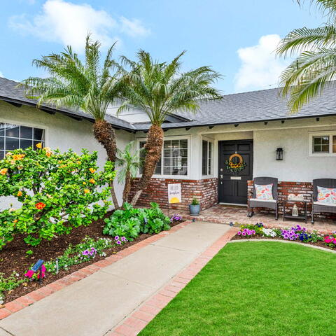 2744 N Ashwood Street Listing Image Thumbnail #2