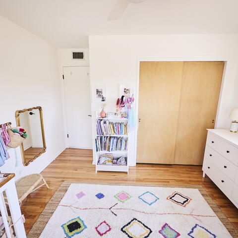 2246 E Belmont Place Listing Image Thumbnail #22
