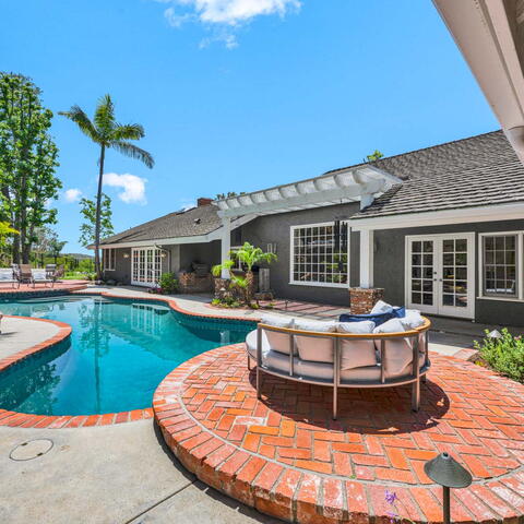 1821 Overview Circle Listing Image Thumbnail #2