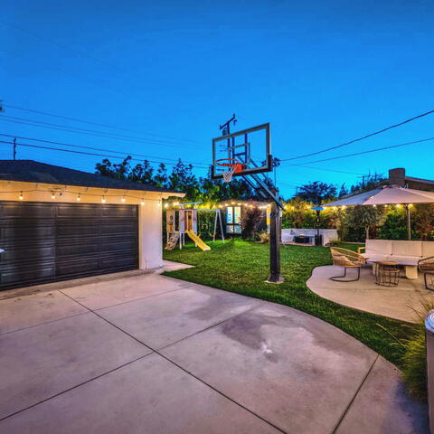2246 E Belmont Place Listing Image Thumbnail #35