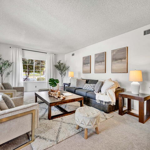 1428 E Adams Avenue Listing Image Thumbnail #5