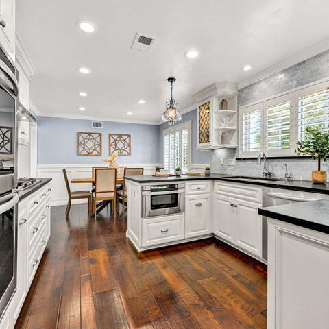 1428 E Adams Avenue Listing Image Thumbnail #9