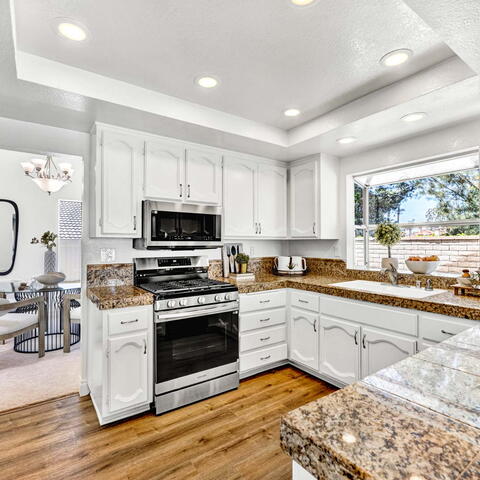 3031 Mountainside Drive Listing Image Thumbnail #6