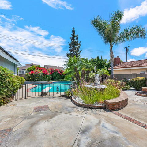 1428 E Adams Avenue Listing Image Thumbnail #27