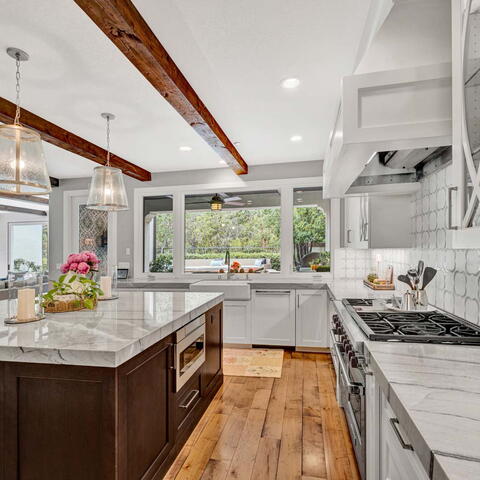 10905 Silverado Terrace Listing Image Thumbnail #10