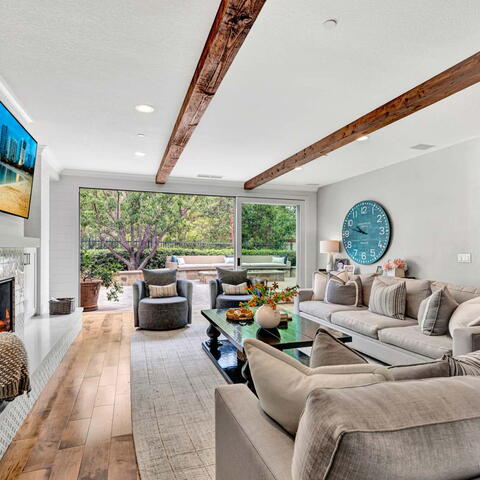 10905 Silverado Terrace Listing Image Thumbnail #13