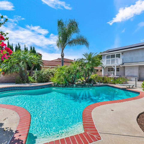 1428 E Adams Avenue Listing Image Thumbnail #2