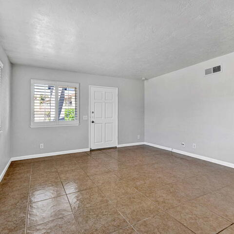 4736 Cielo Drive #136 Listing Image Thumbnail #4
