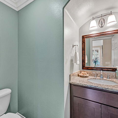 1429 Georgia Street Listing Image Thumbnail #9