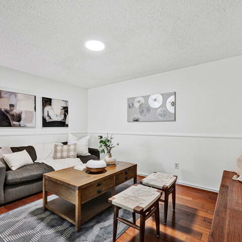 944 N Cambridge Street Listing Image Thumbnail #8