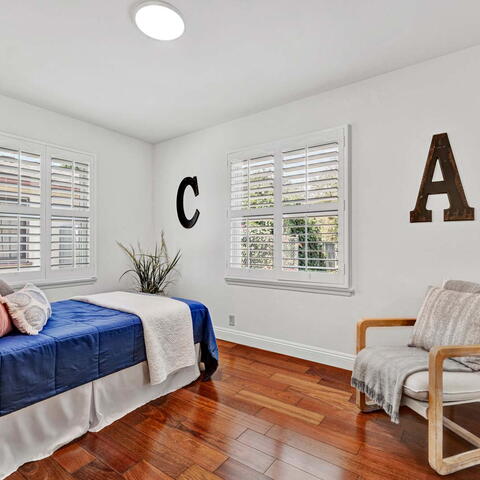 944 N Cambridge Street Listing Image Thumbnail #11