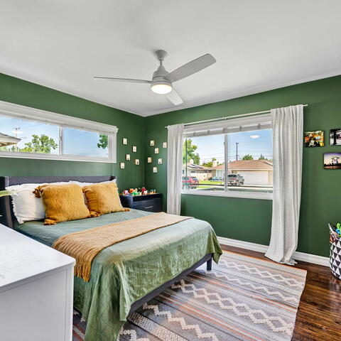 1402 & 1404 E Rose Avenue Listing Image Thumbnail #14