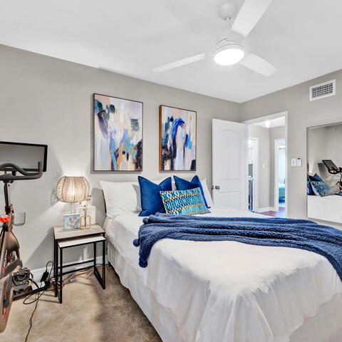 1402 & 1404 E Rose Avenue Listing Image Thumbnail #17