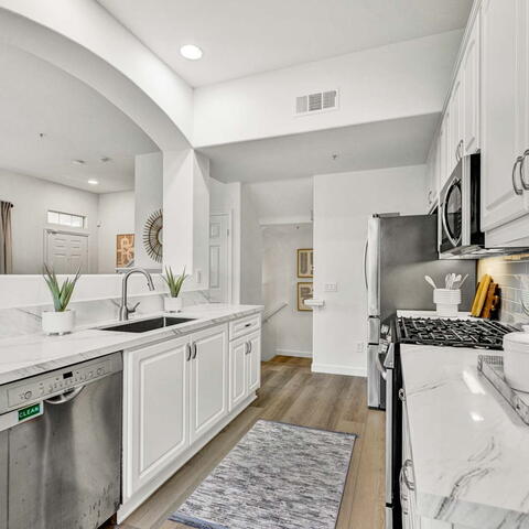 12695 Nicklaus Lane Listing Image Thumbnail #4