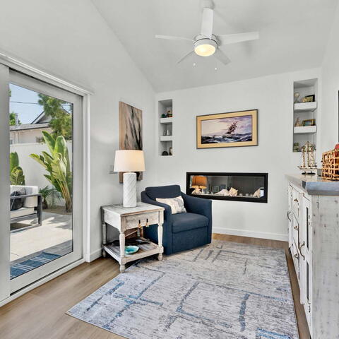 1402 & 1404 E Rose Avenue Listing Image Thumbnail #22