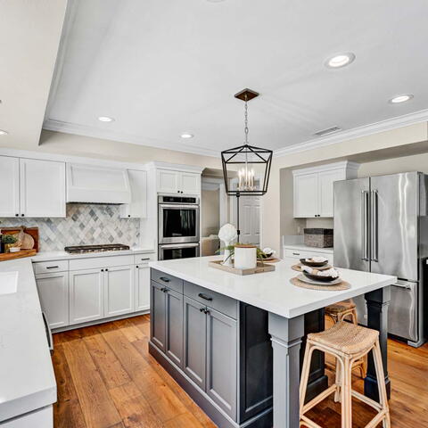 19331 Gateway Drive Listing Image Thumbnail #9