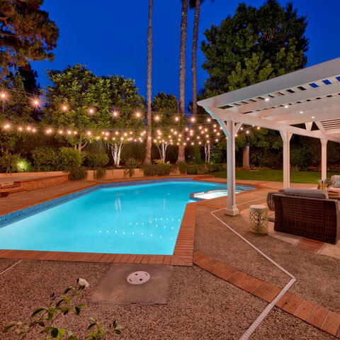19331 Gateway Drive Listing Image Thumbnail #3