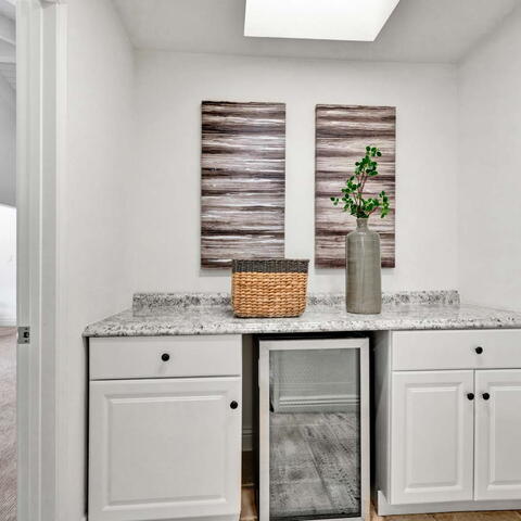 18111 Dorchester Circle Listing Image Thumbnail #15