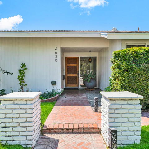2630 E Larkstone Drive Listing Image Thumbnail #4