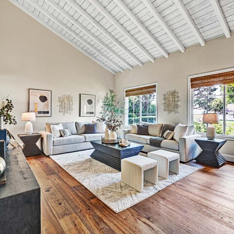 19331 Gateway Drive Listing Image Thumbnail #6