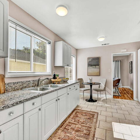 4468 Stevely Avenue Listing Image Thumbnail #5