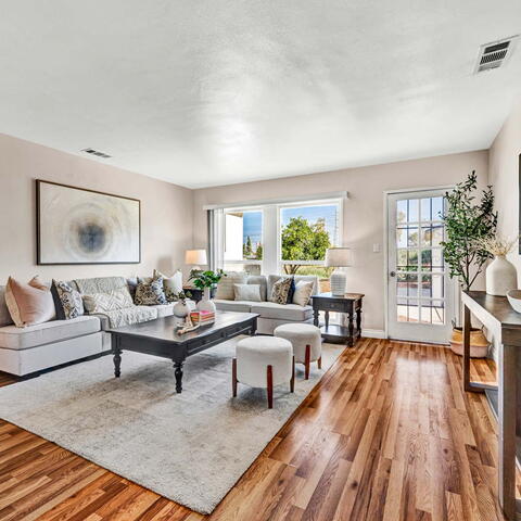 4468 Stevely Avenue Listing Image Thumbnail #7