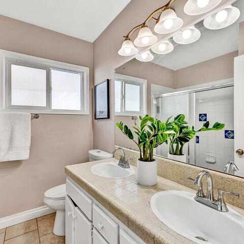 4468 Stevely Avenue Listing Image Thumbnail #11