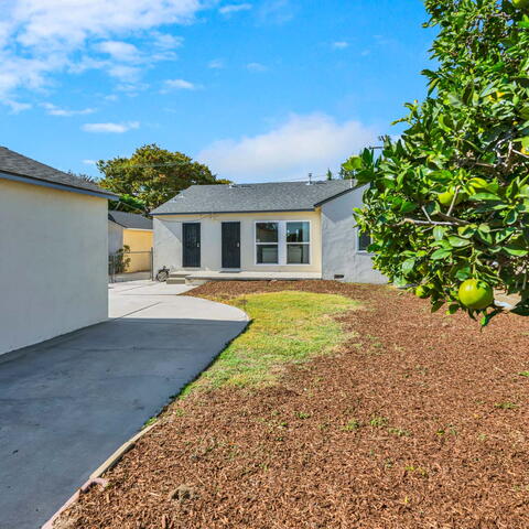 4468 Stevely Avenue Listing Image Thumbnail #3