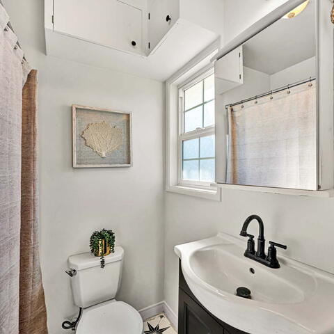 3004 E Pearl Avenue Listing Image Thumbnail #9